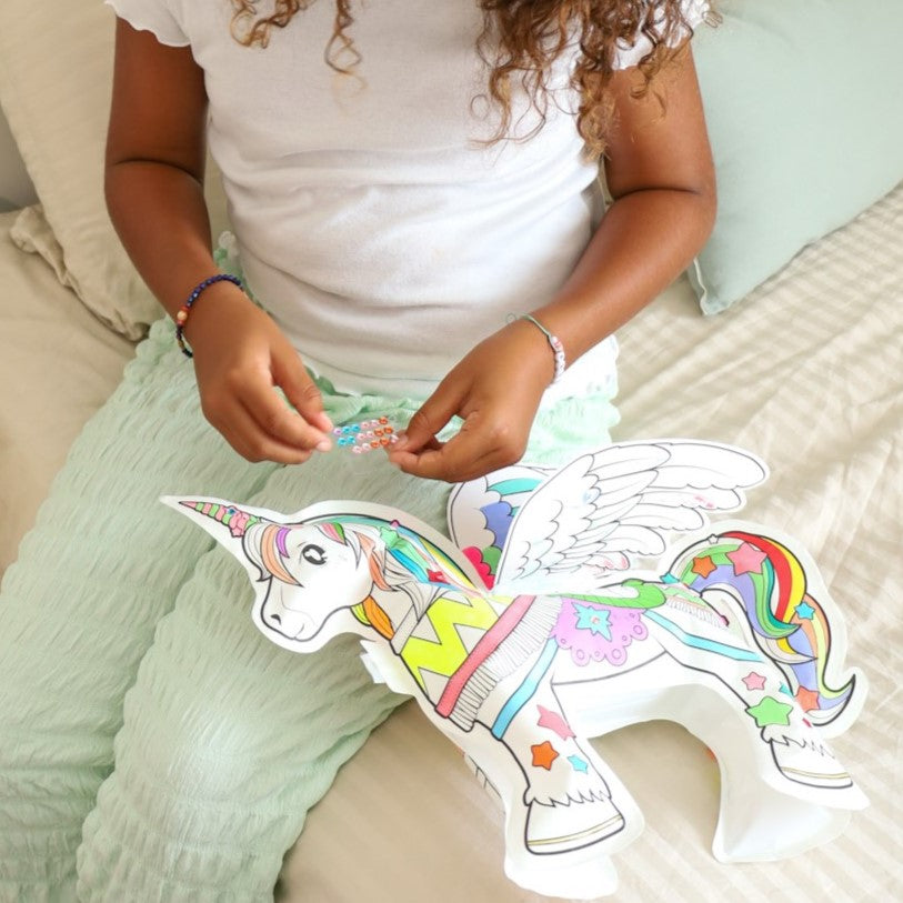 Inflables para colorear + pegatinas Unicornio · Ara Créative
