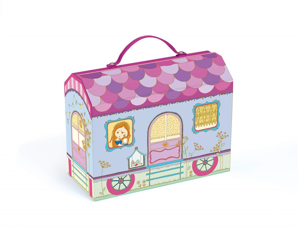 Casita de Bluchka & Indie  · Tinyly