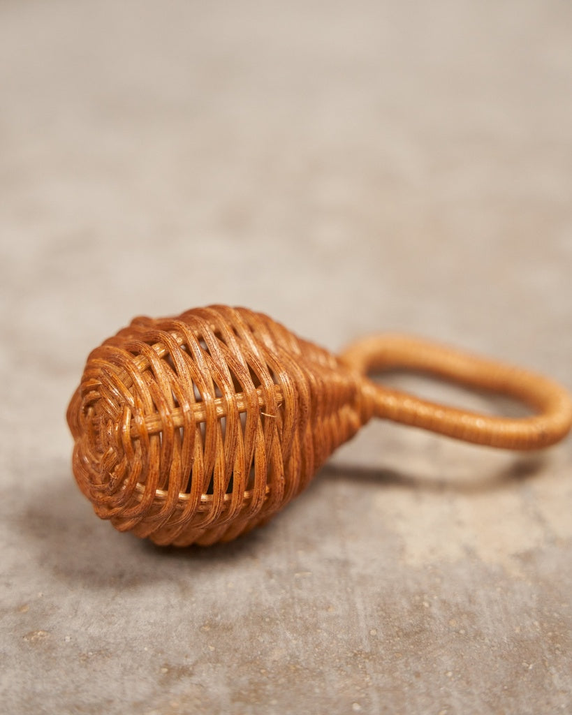 Sonajero de ratán bambina · Cestería Artesanal