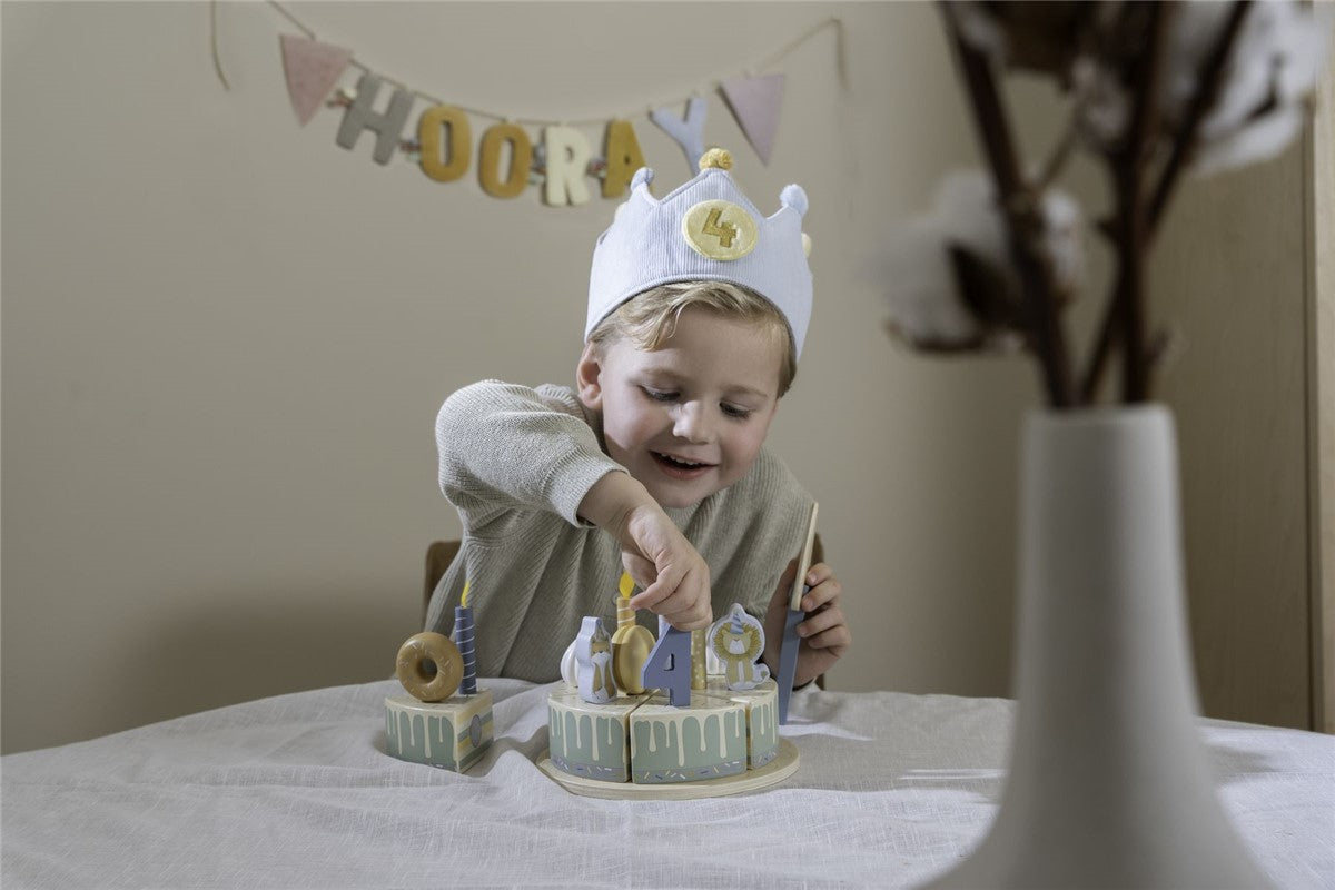 Corona Cumpleaños con números · Little Dutch