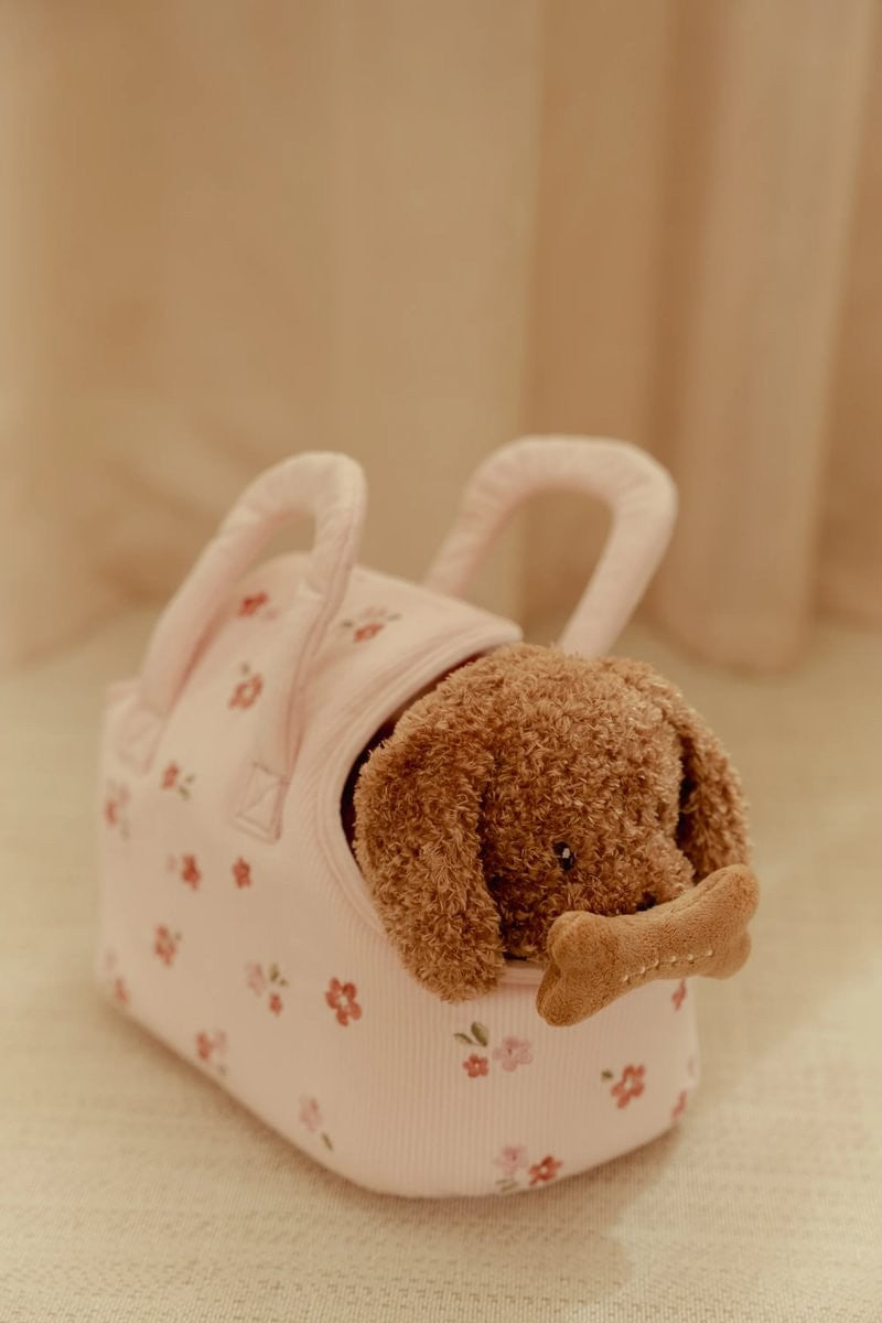 Perrito de peluche Jackie con Bolsa · Little Dutch