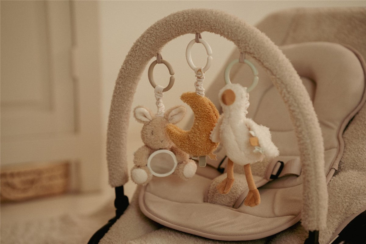 Juguetes colgantes anillas Newborn Naturals · Little Dutch