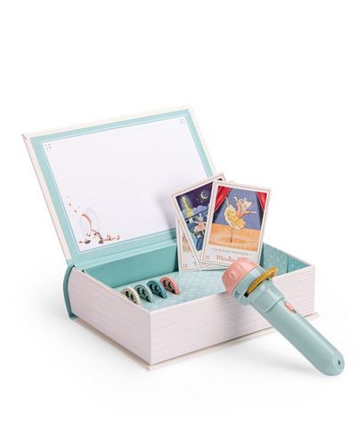 Libro linterna proyector de historias · Moulin Roty